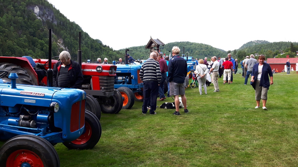 Søndagsåpent 17.07. Veterantraktorens dag